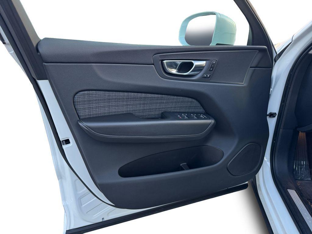 used 2023 Volvo XC60 car, priced at $30,898