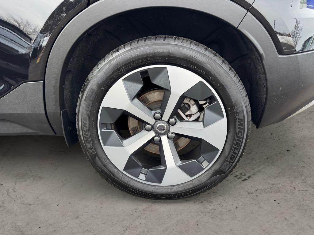 used 2025 Volvo XC40 car, priced at $33,585