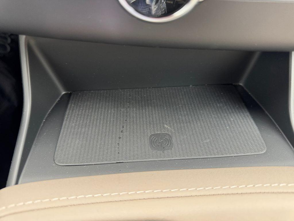 new 2026 Volvo XC90 car, priced at $77,074