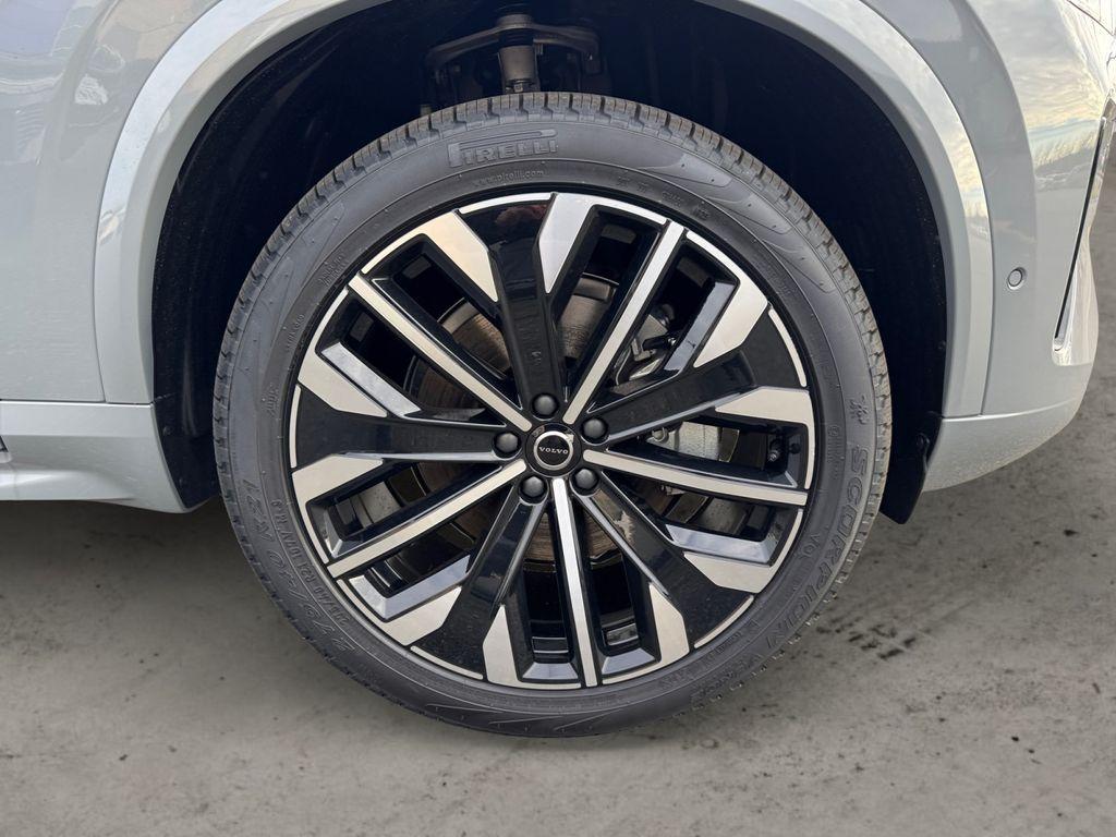 new 2026 Volvo XC90 car, priced at $77,074