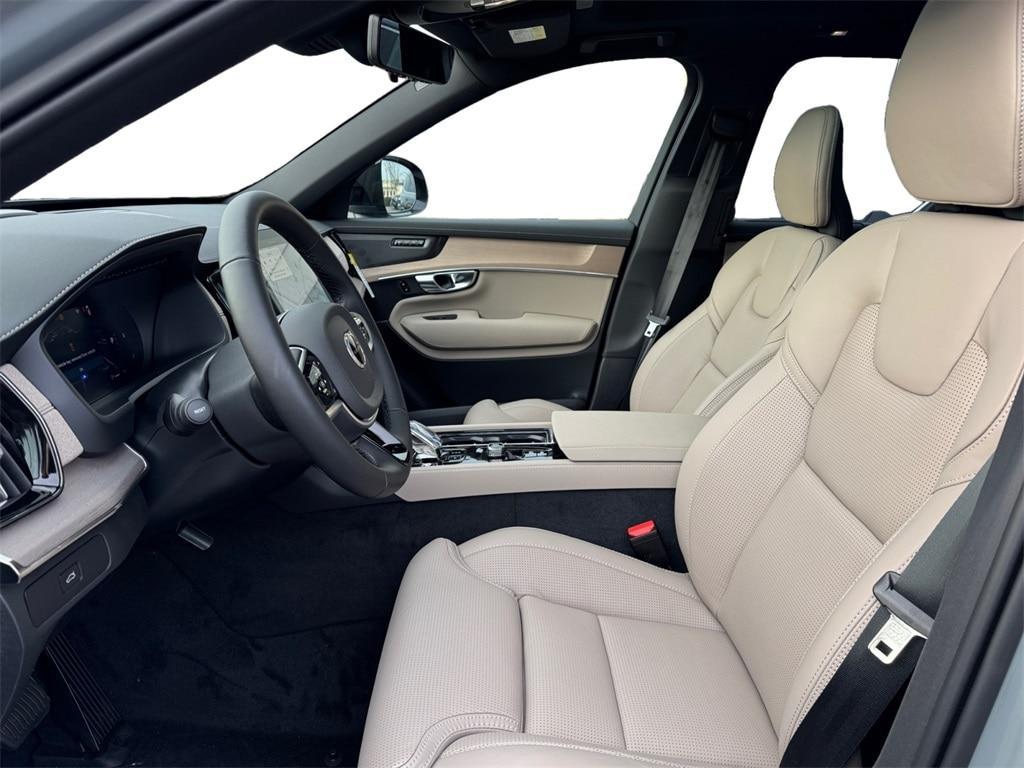 new 2026 Volvo XC90 car, priced at $77,074