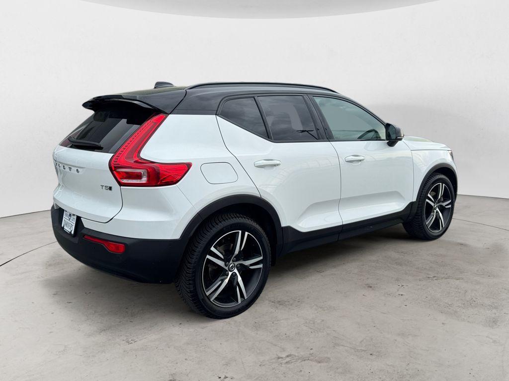 used 2022 Volvo XC40 car, priced at $27,656