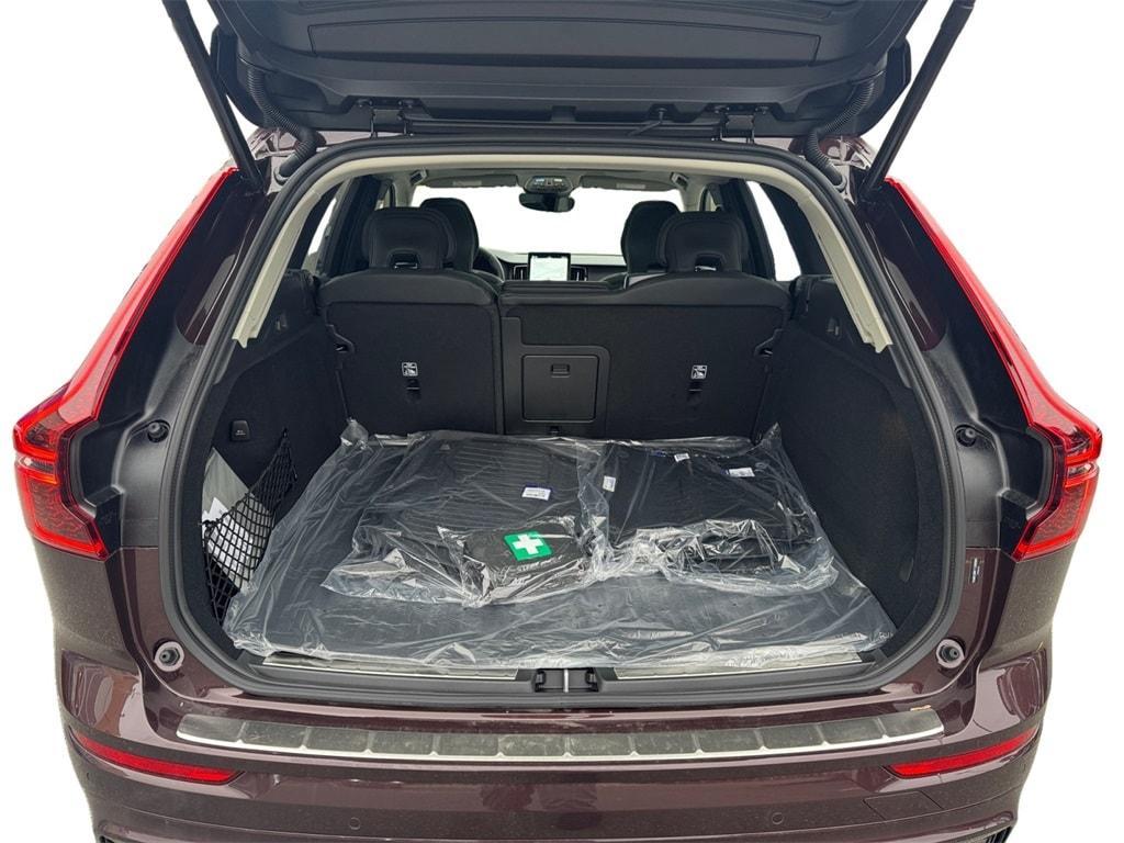 new 2026 Volvo XC60 car, priced at $66,659