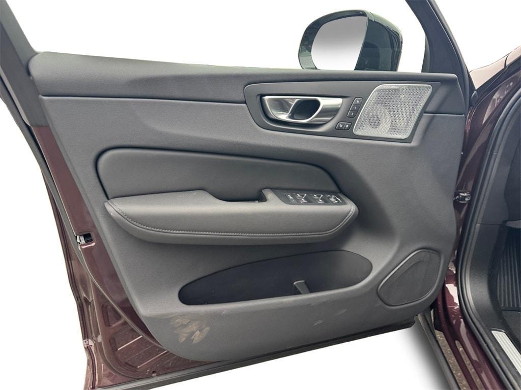 new 2026 Volvo XC60 car, priced at $66,659