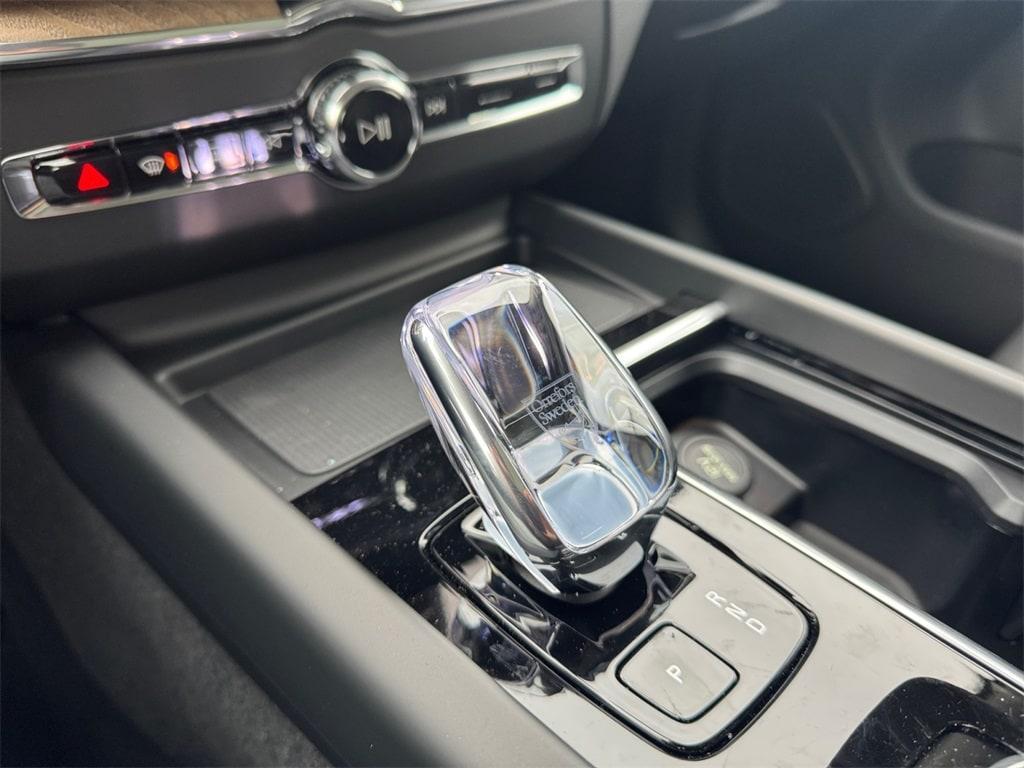new 2026 Volvo XC60 car, priced at $66,659