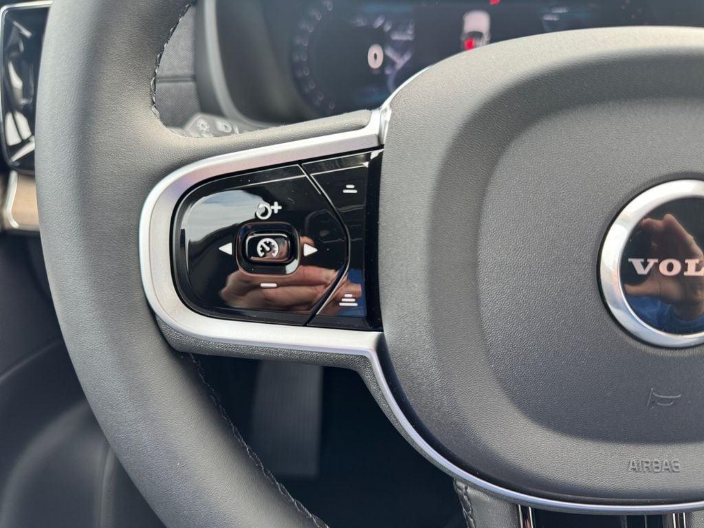 new 2026 Volvo XC90 car, priced at $69,129