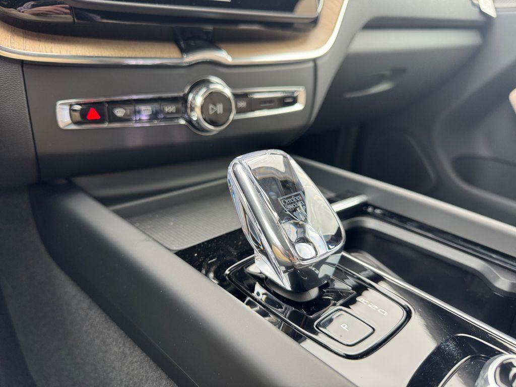 new 2026 Volvo XC60 car, priced at $59,709
