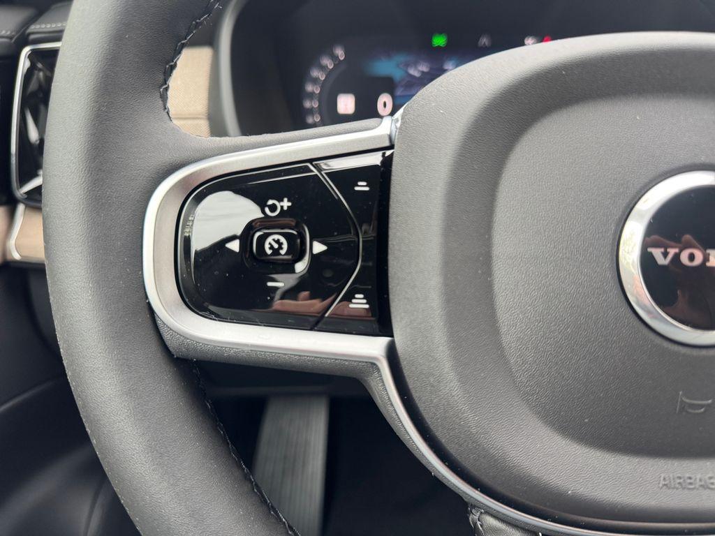 new 2026 Volvo XC90 car, priced at $68,179