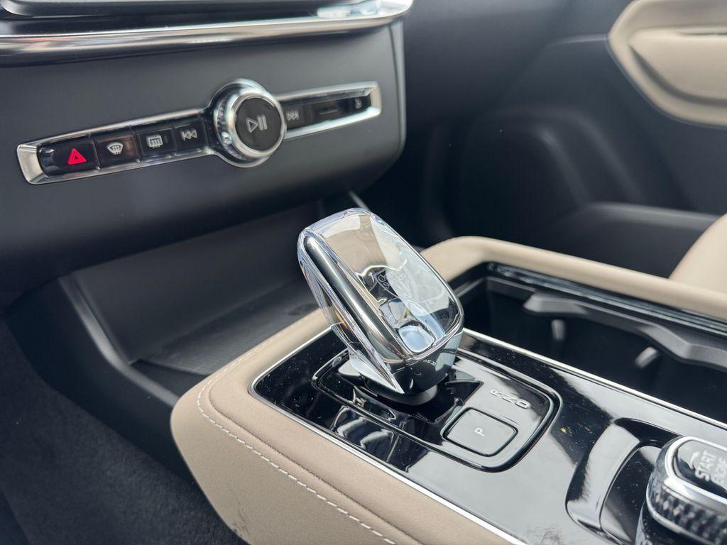 new 2026 Volvo XC90 car, priced at $68,179
