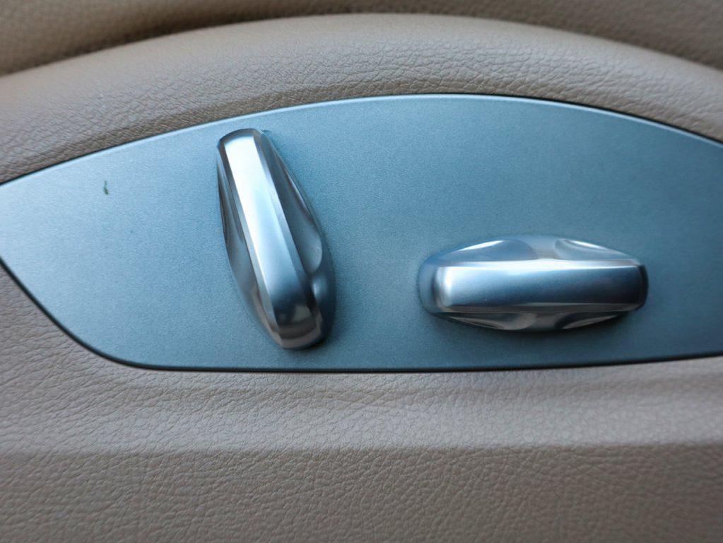 Porsche Macan view 61