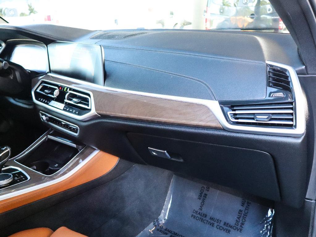 BMW X5 view 23
