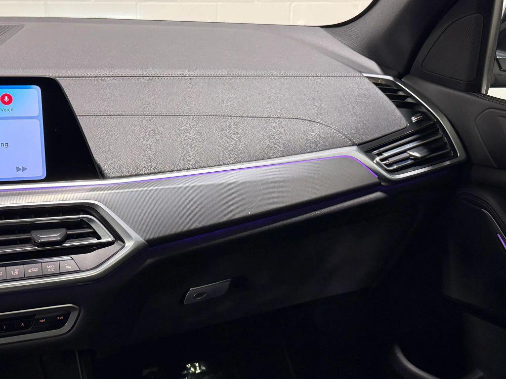 BMW X5 view 22
