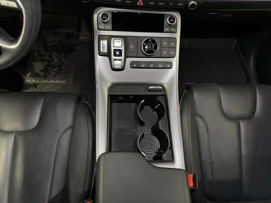 used 2025 Hyundai Palisade car, priced at $44,991