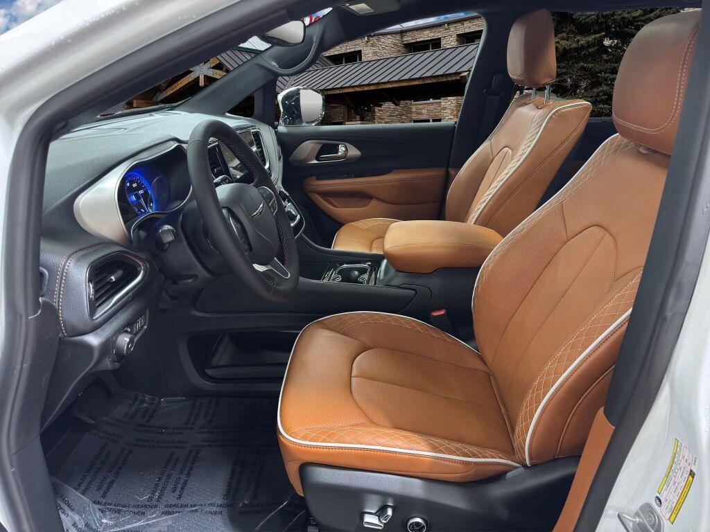 new 2026 Chrysler Pacifica car, priced at $52,567