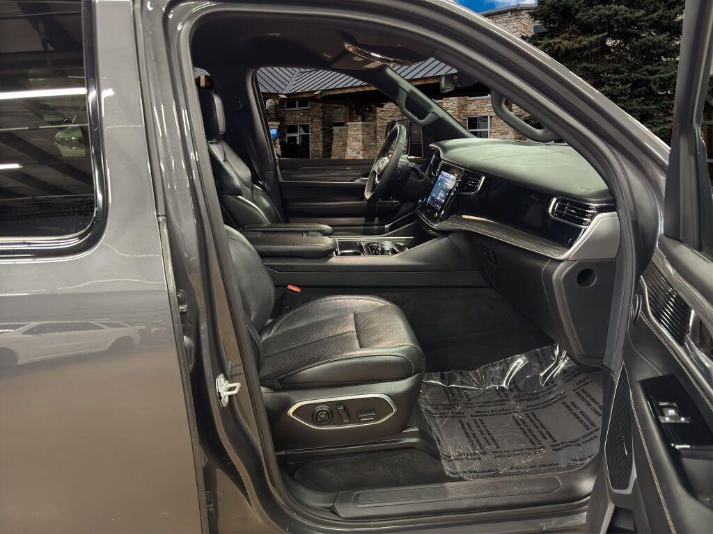 used 2022 Jeep Wagoneer car, priced at $45,967