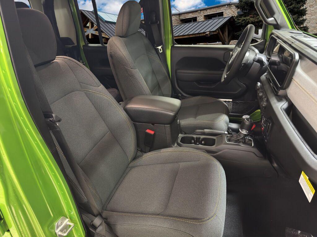 new 2026 Jeep Gladiator car, priced at $48,484