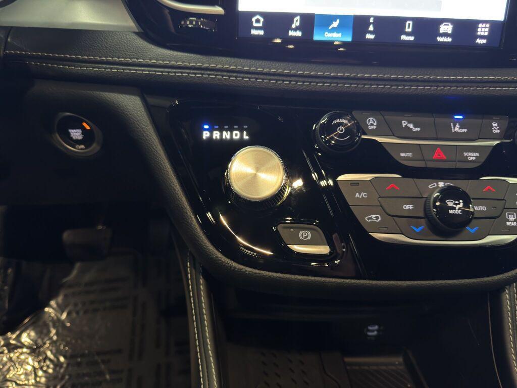 new 2026 Chrysler Pacifica car, priced at $47,807