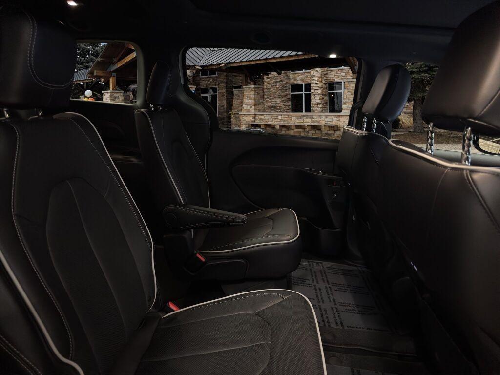 new 2026 Chrysler Pacifica car, priced at $47,807