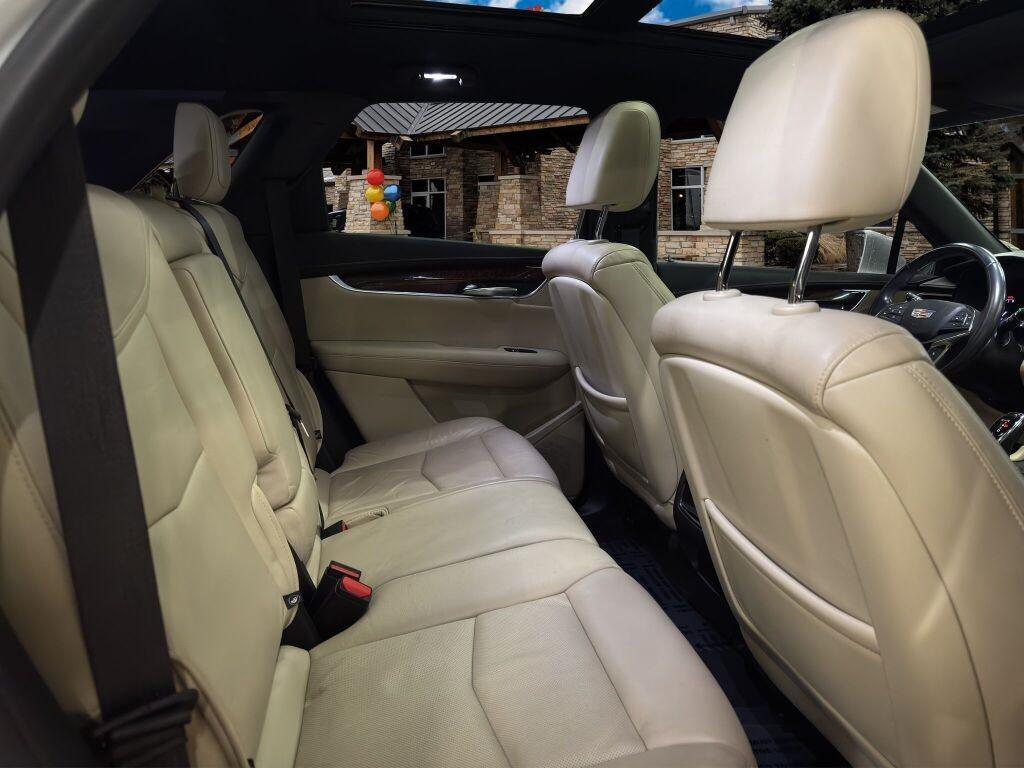 used 2019 Cadillac XT5 car, priced at $23,467