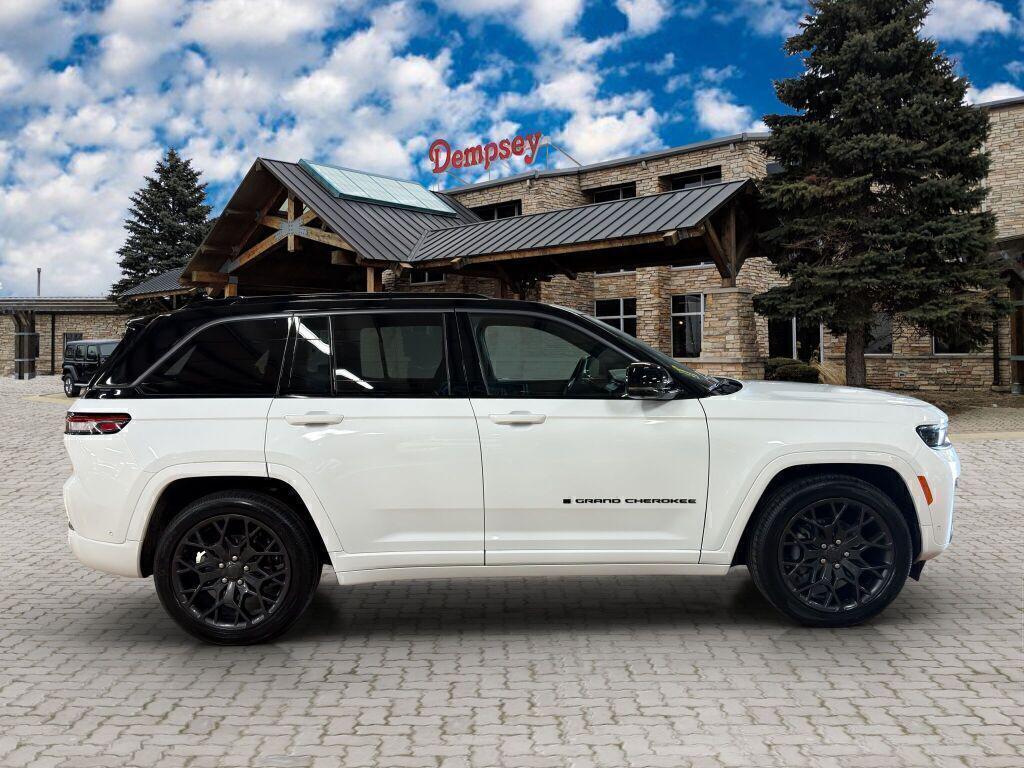 new 2026 Jeep Grand Cherokee car, priced at $65,410