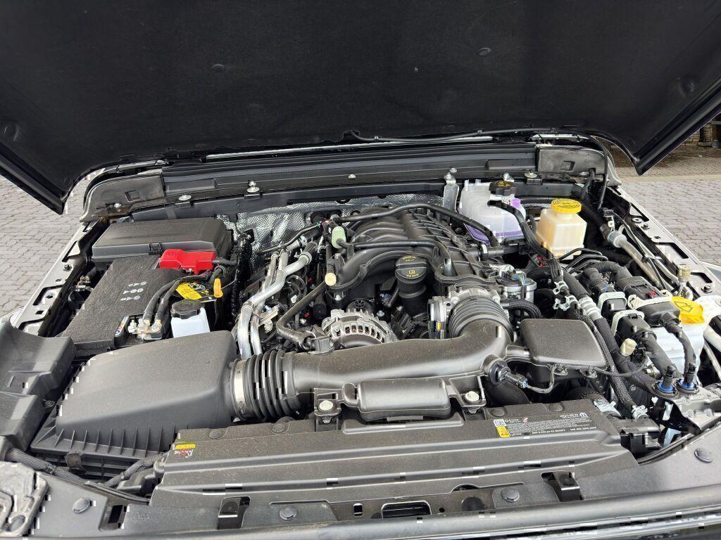 new 2025 Jeep Gladiator car, priced at $52,540