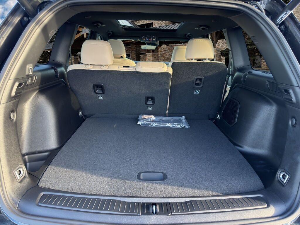 new 2025 Jeep Grand Cherokee car, priced at $49,744