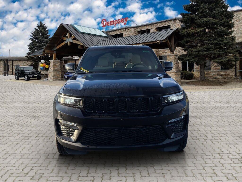 new 2025 Jeep Grand Cherokee car, priced at $49,744