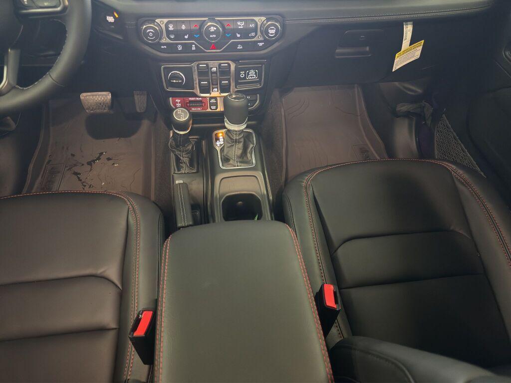 new 2026 Jeep Gladiator car, priced at $58,057