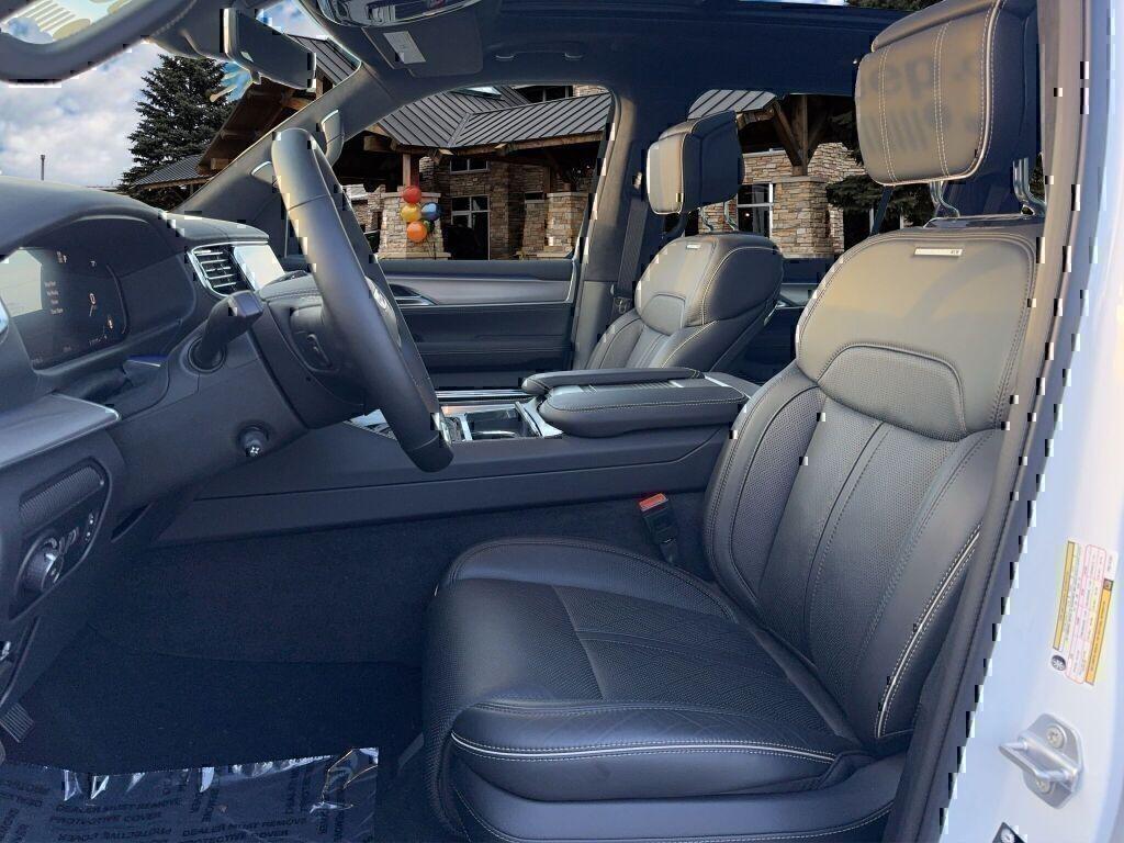 new 2023 Jeep Grand Wagoneer car, priced at $86,204