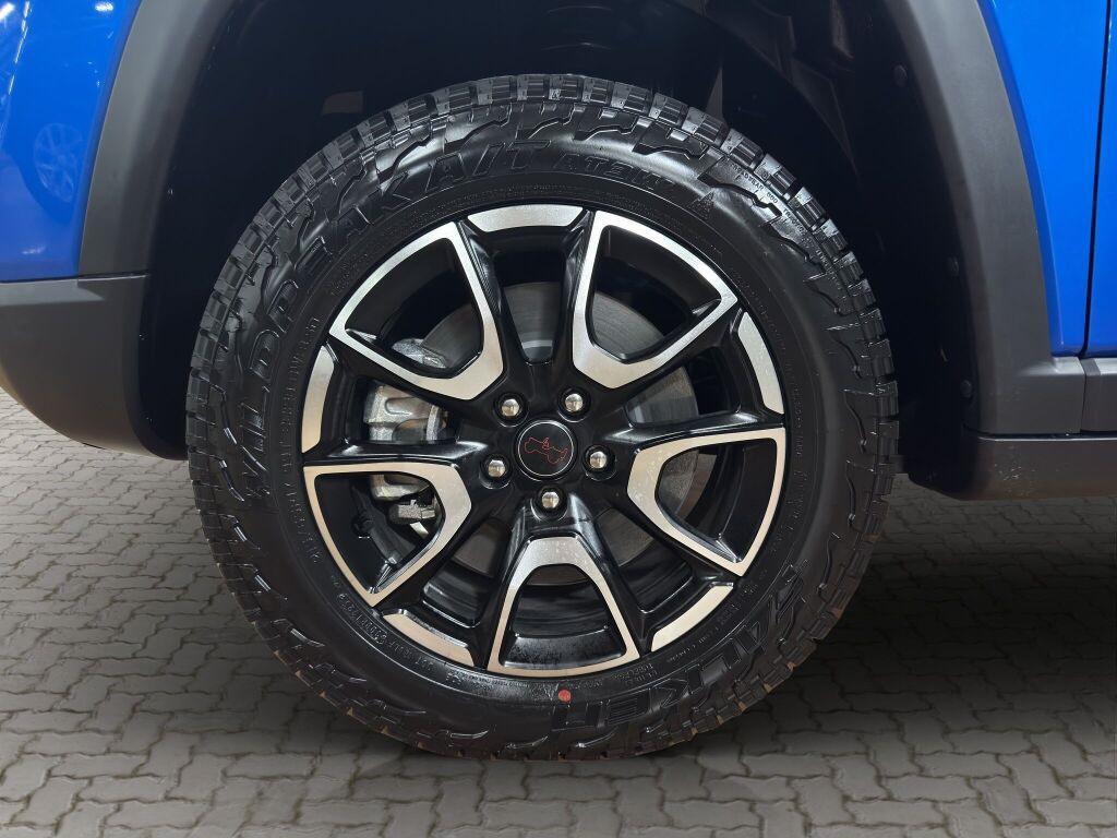 new 2026 Jeep Compass car, priced at $37,981