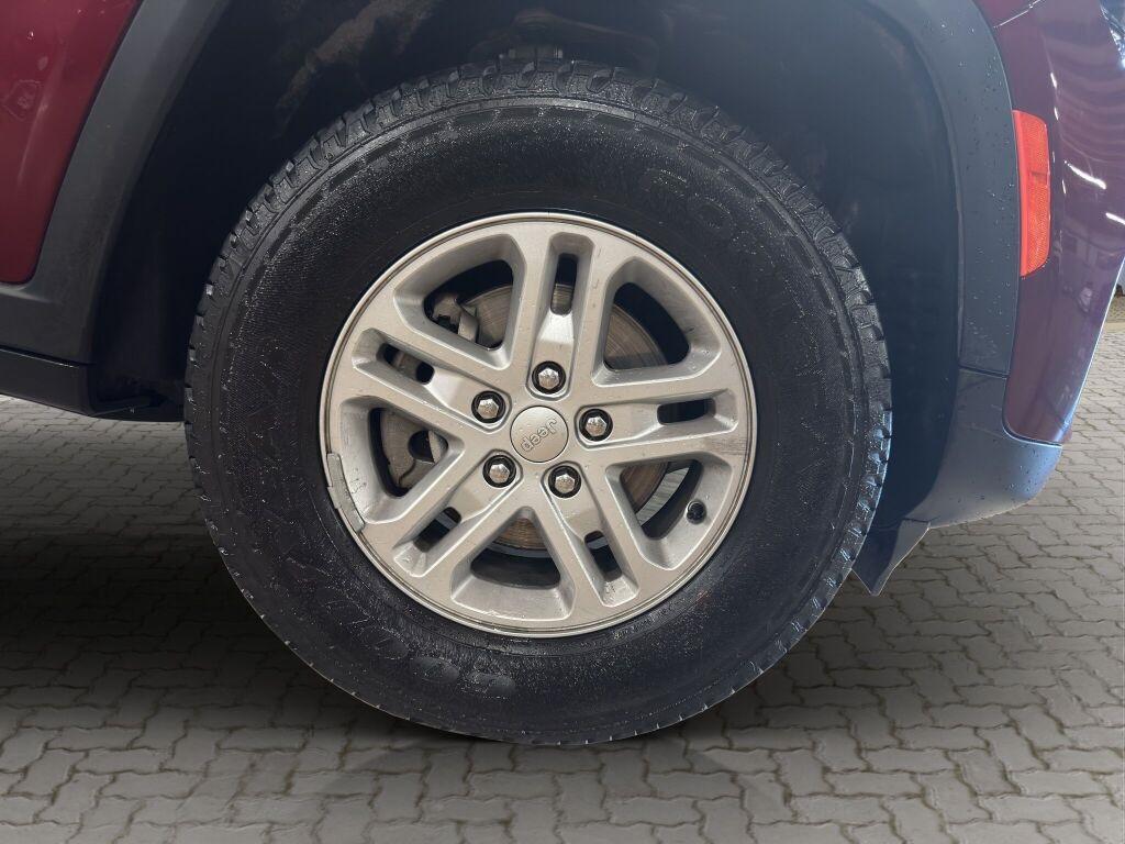 used 2023 Jeep Grand Cherokee car, priced at $29,867