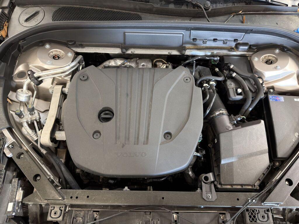 used 2025 Volvo XC60 car, priced at $39,367