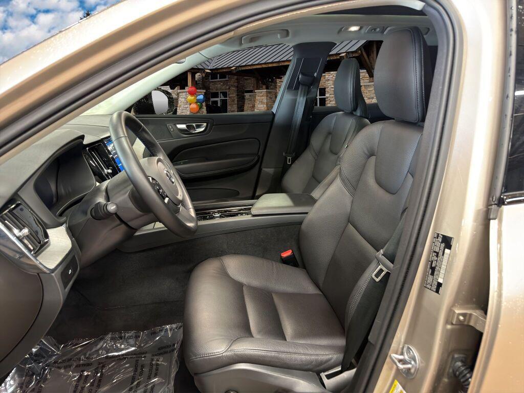 used 2025 Volvo XC60 car, priced at $39,367