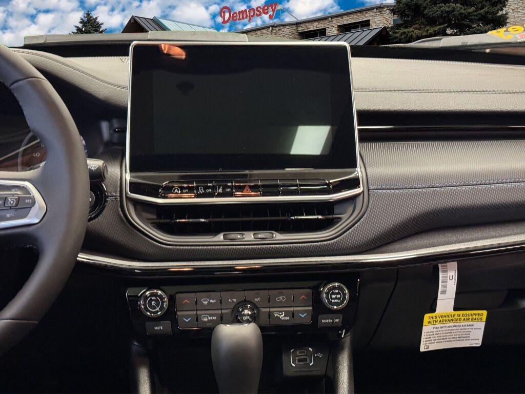 new 2025 Jeep Compass car, priced at $33,316