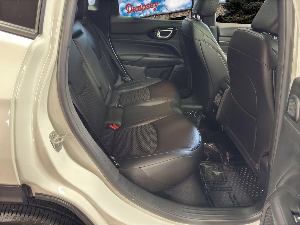 new 2025 Jeep Compass car, priced at $33,316