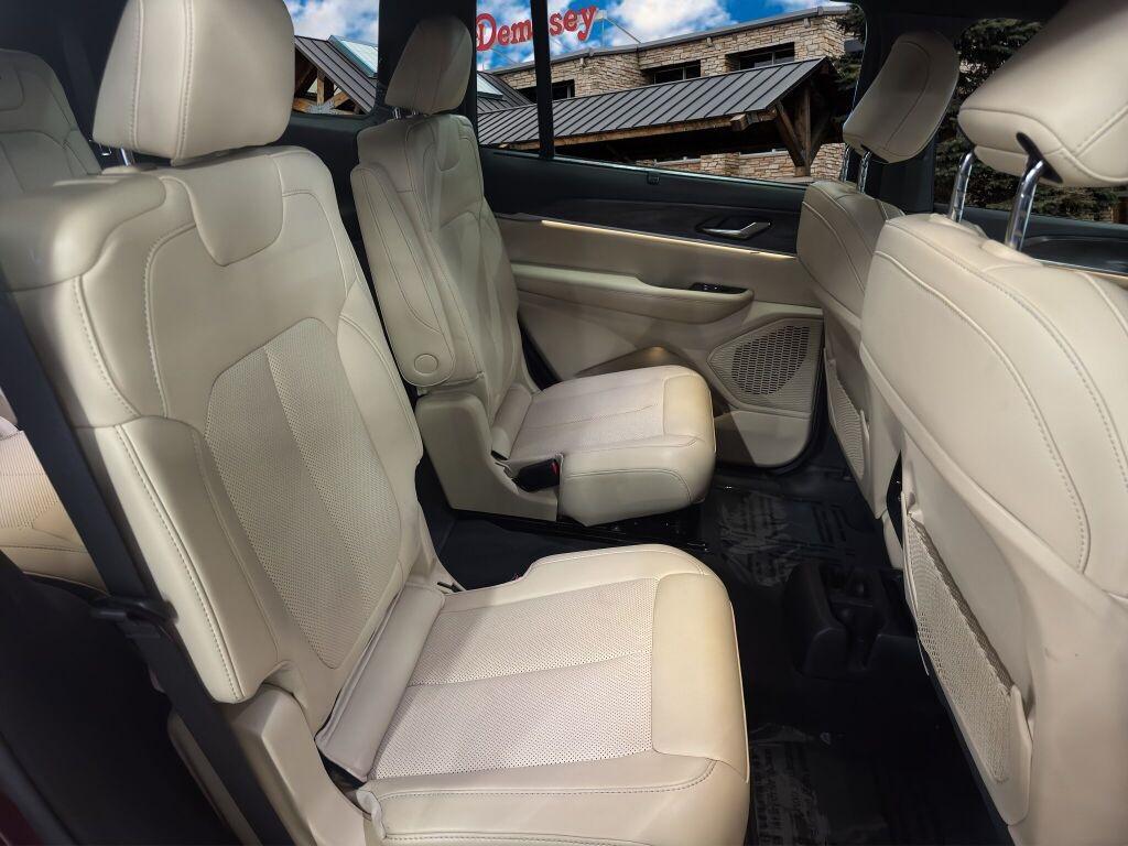 used 2024 Jeep Grand Cherokee L car, priced at $35,991