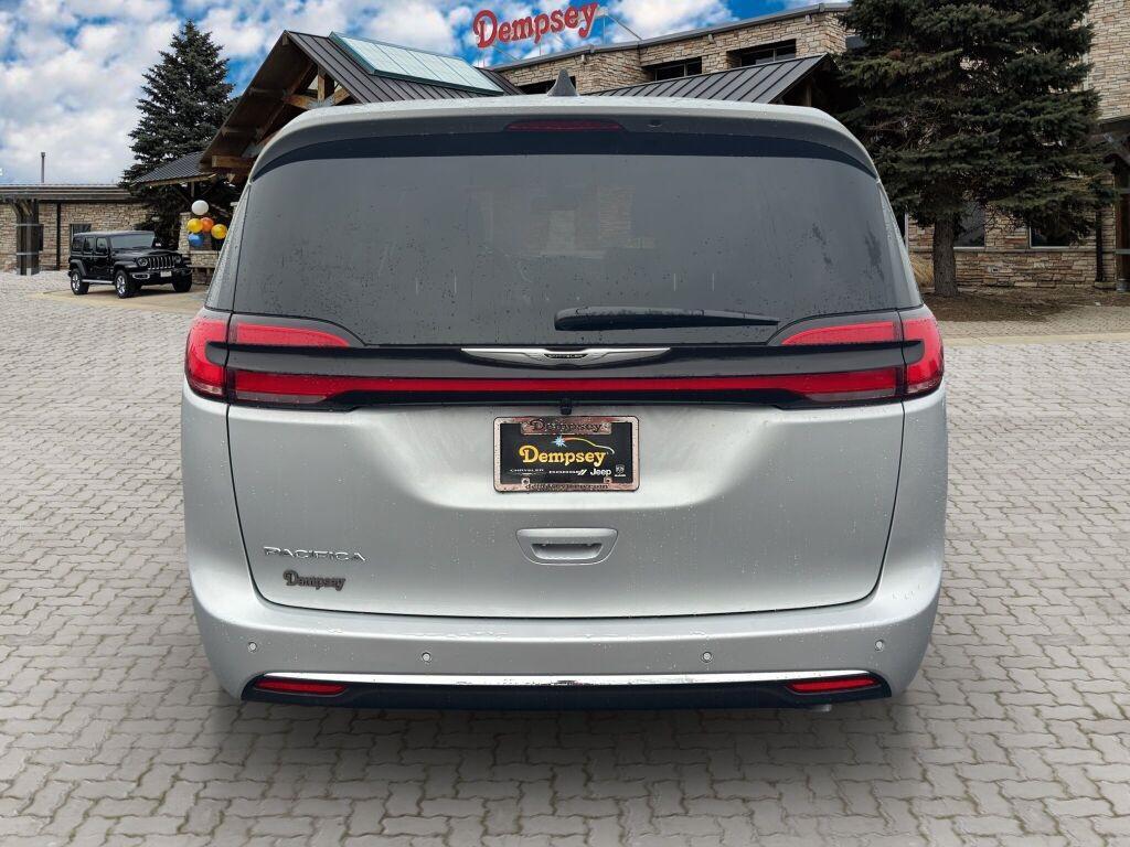 new 2026 Chrysler Pacifica car, priced at $43,172