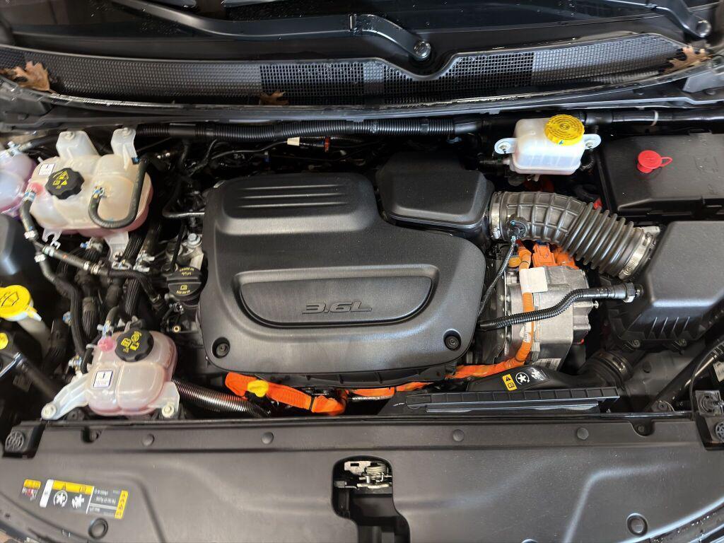 used 2025 Chrysler Pacifica Hybrid car, priced at $36,403