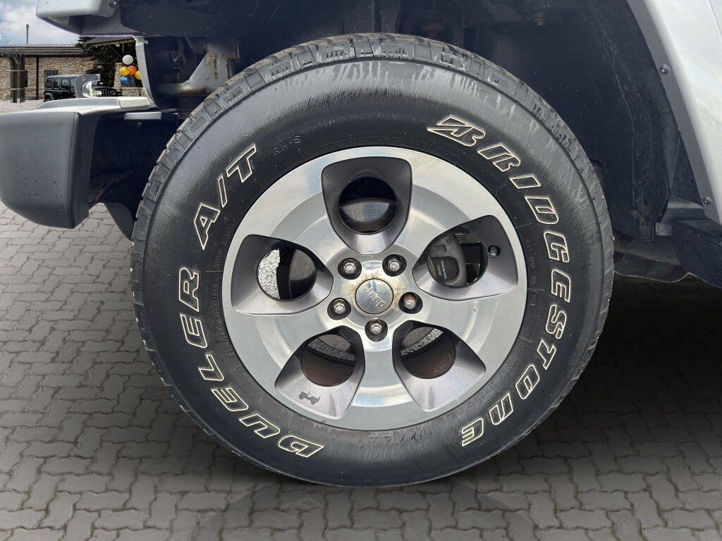 used 2016 Jeep Wrangler Unlimited car, priced at $12,633