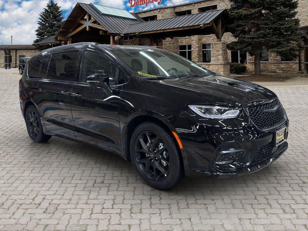 new 2026 Chrysler Pacifica car, priced at $49,423