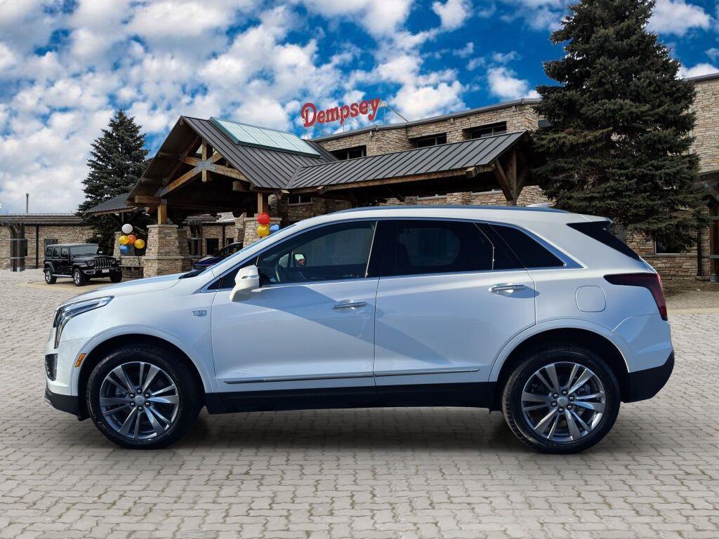 used 2025 Cadillac XT5 car, priced at $45,467