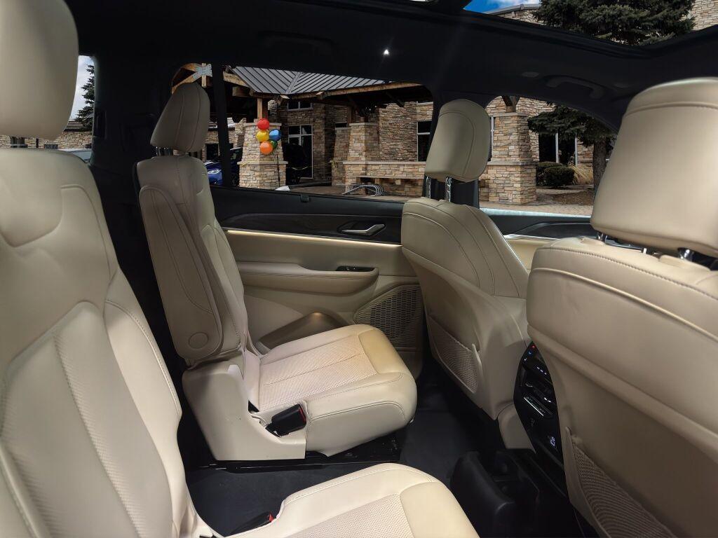 used 2024 Jeep Grand Cherokee L car, priced at $34,967