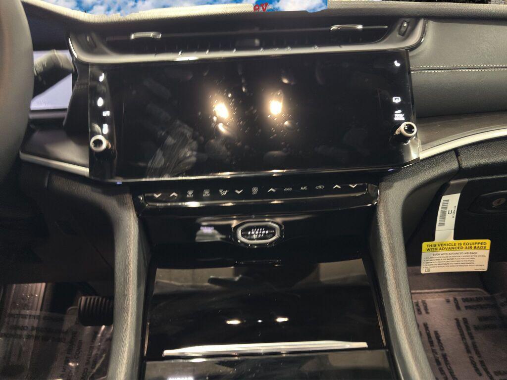 new 2026 Jeep Grand Cherokee car, priced at $48,511