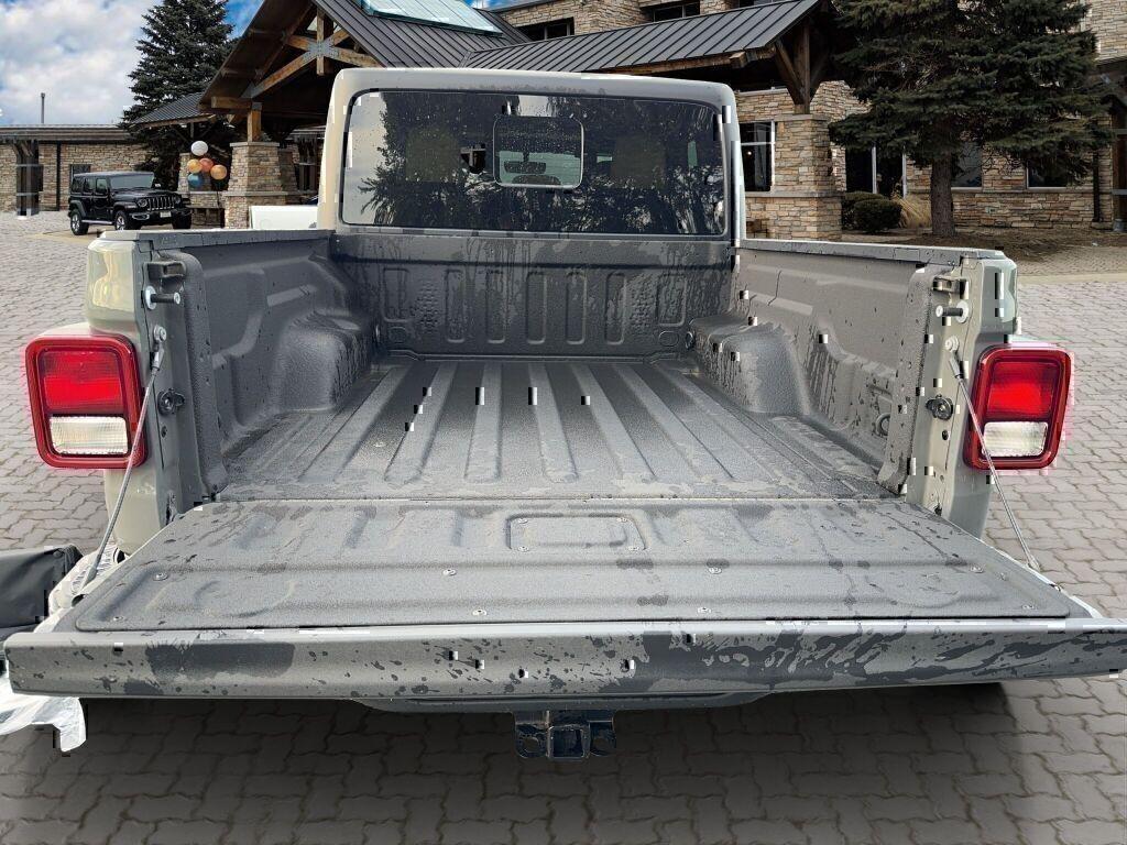 new 2023 Jeep Gladiator car, priced at $40,035