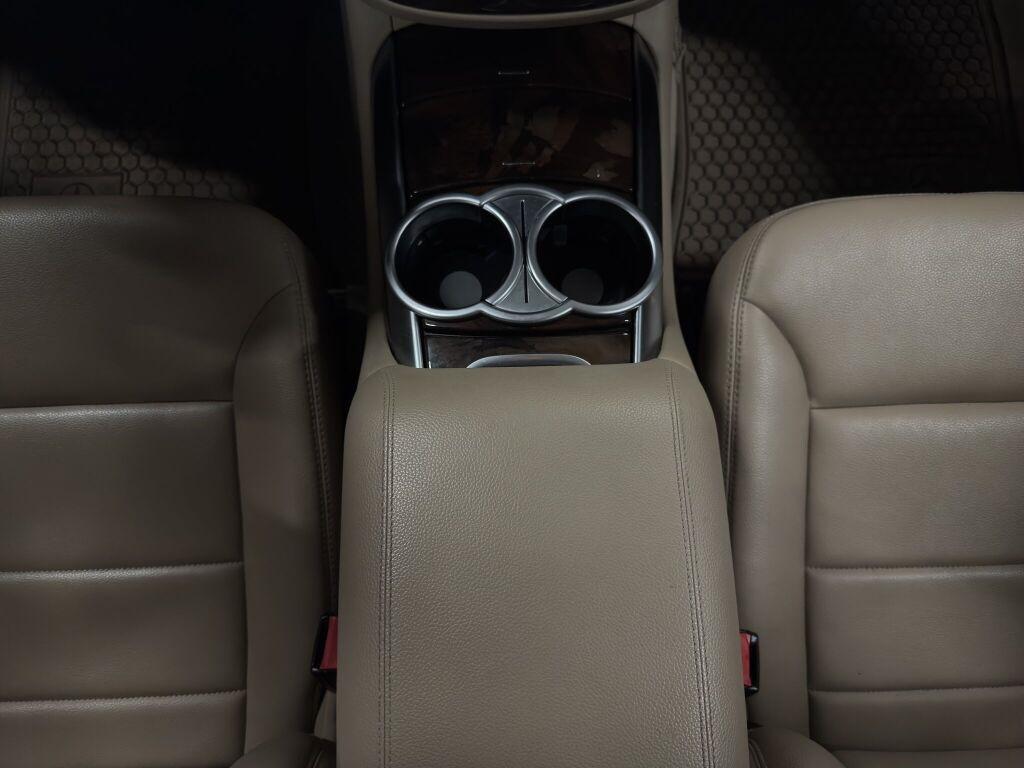 used 2011 Mercedes-Benz R-Class car, priced at $8,967