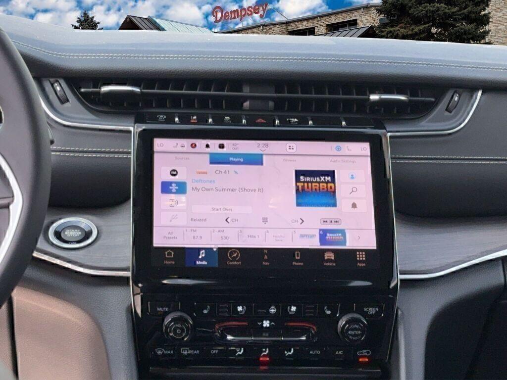 new 2023 Jeep Grand Cherokee L car, priced at $46,209