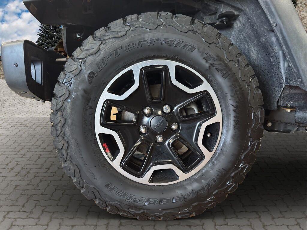 used 2017 Jeep Wrangler Unlimited car, priced at $19,491