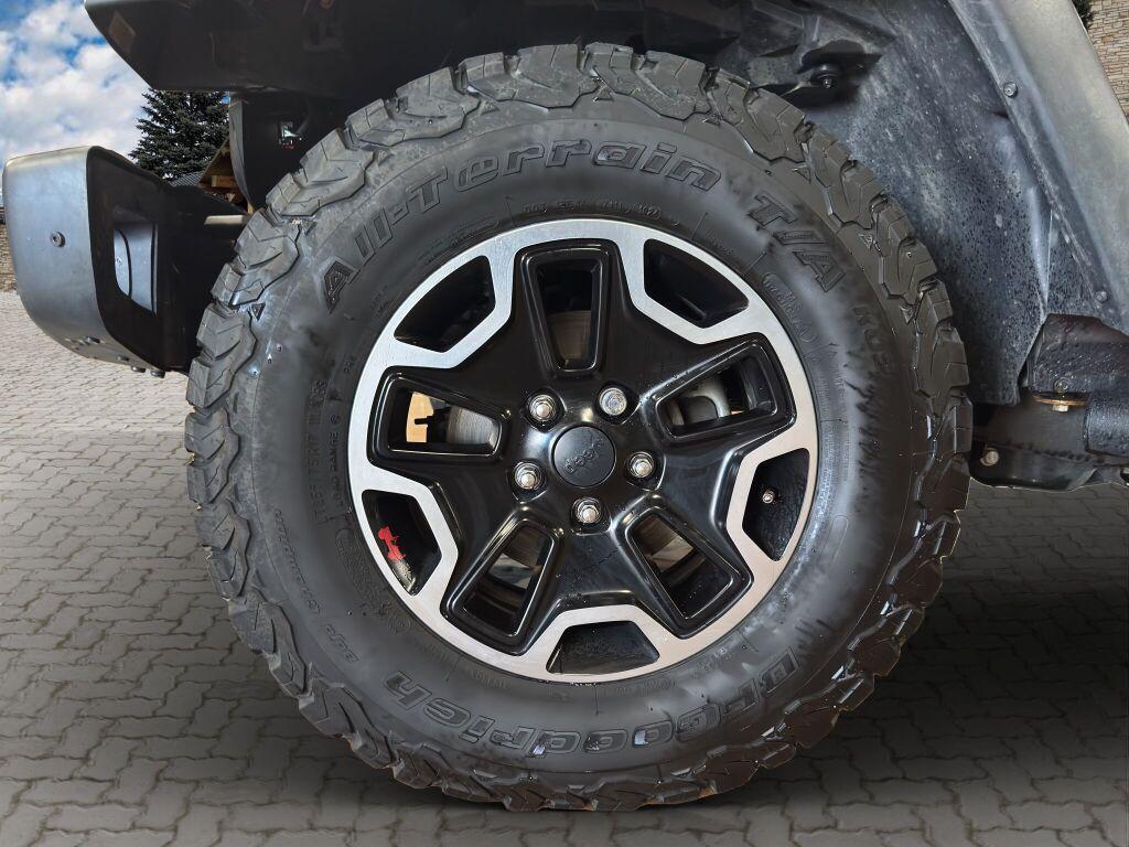 used 2017 Jeep Wrangler Unlimited car, priced at $19,491