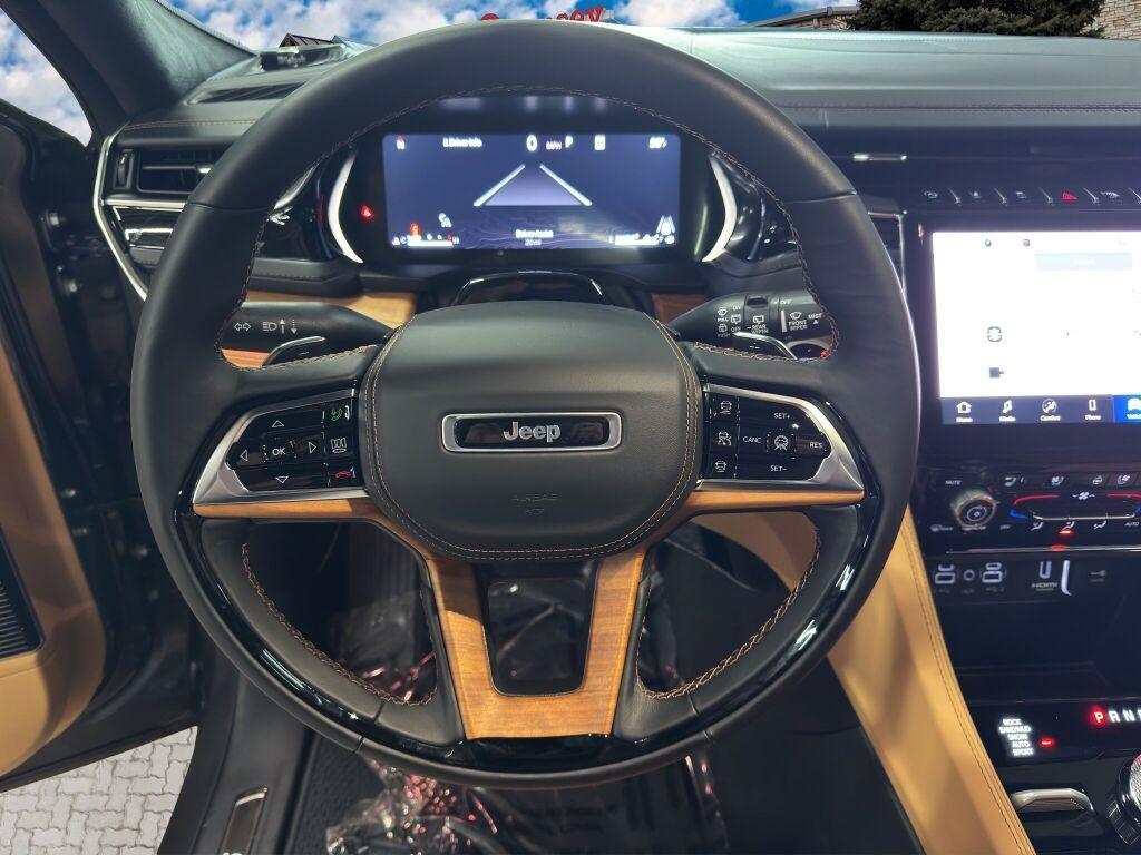 new 2025 Jeep Grand Cherokee car, priced at $69,521