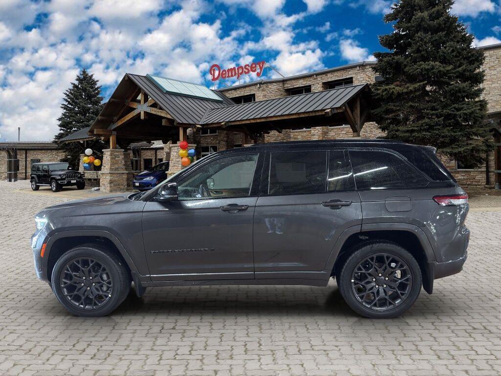 new 2025 Jeep Grand Cherokee car, priced at $69,521